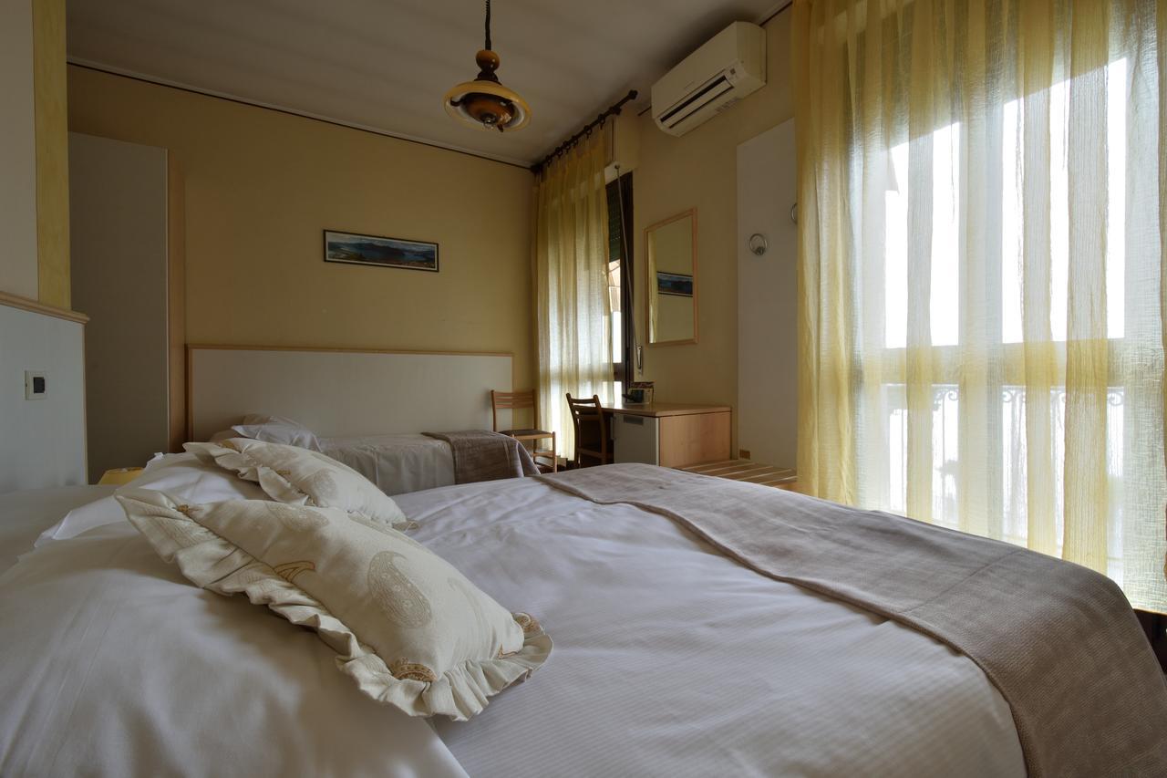 Hotel Milano Iseo Exterior foto